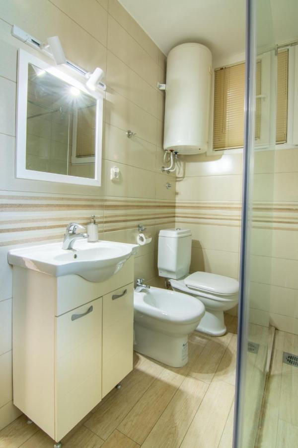 Green Paradise Square Apartment سكوبجي المظهر الخارجي الصورة